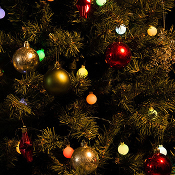 led гирлянда Uniel ULD-S0500-030/DGA RGB IP20 Rainbow-1 - пример использования