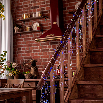 led гирлянда Uniel ULD-B3007-200/TTK Blue-White IP44 - пример использования