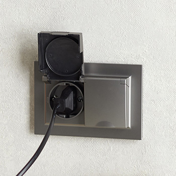 электроустановочные изделия IEK Brite - пример установки