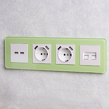 электроустановочные изделия IEK Brite - пример установки