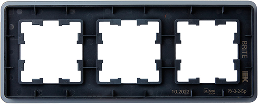 рамка 3-постовая IEK РУ-3-2-Бр стекло графит RE Brite - вид с тыльной стороны