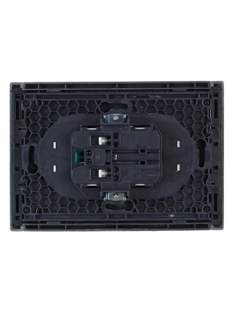 Фортепиано сталь розетка скрытая 2-мест заземление шторки быстрозажим. клем. IP20 