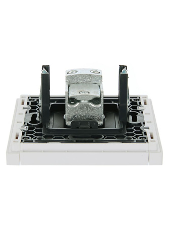 Фортепиано белый механизм TV проходная скрытая 1-ая 