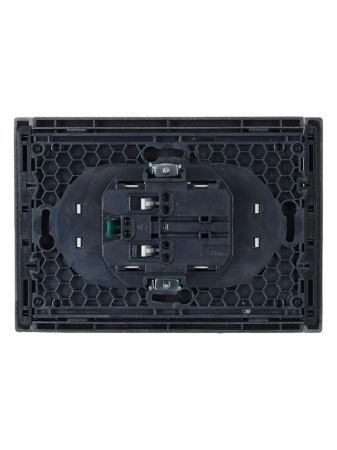 Фортепиано сталь розетка скрытая 2-мест заземление быстрозажим. клем. IP20 