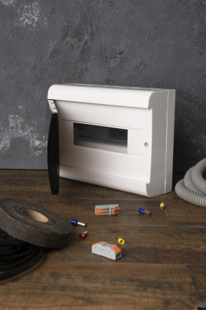 Бокс 12мод навесной белый черная прозрачная дверь IP41 SlimBox EKF