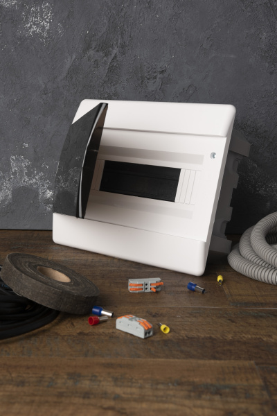 Бокс 12мод встраиваемый белый черная прозрачная дверь  SlimBox EKF