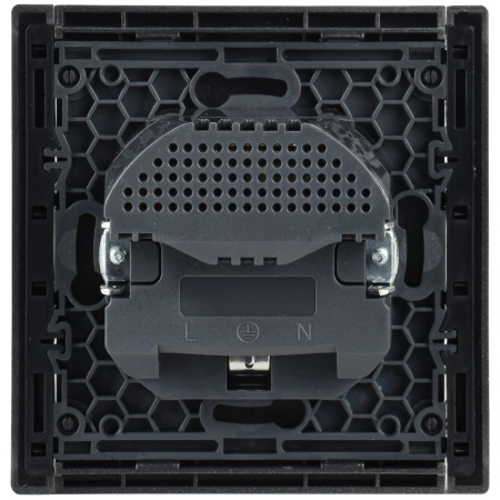 Фортепиано сталь розетка скрытая 1-мест заземление шторки USB IP20 3,1А